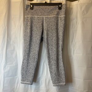Athleta Black White Leopard Print Salutation Stash‎ II Textured Tight Legging LP